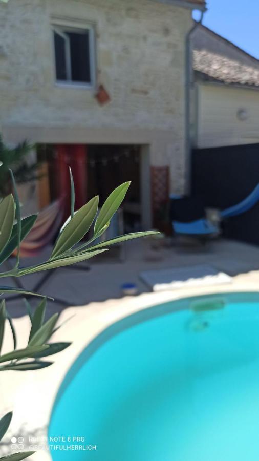 Apartamento Belle Chambre D'Hote Pour 2 A 4 Personnes Chef-Boutonne Exterior foto