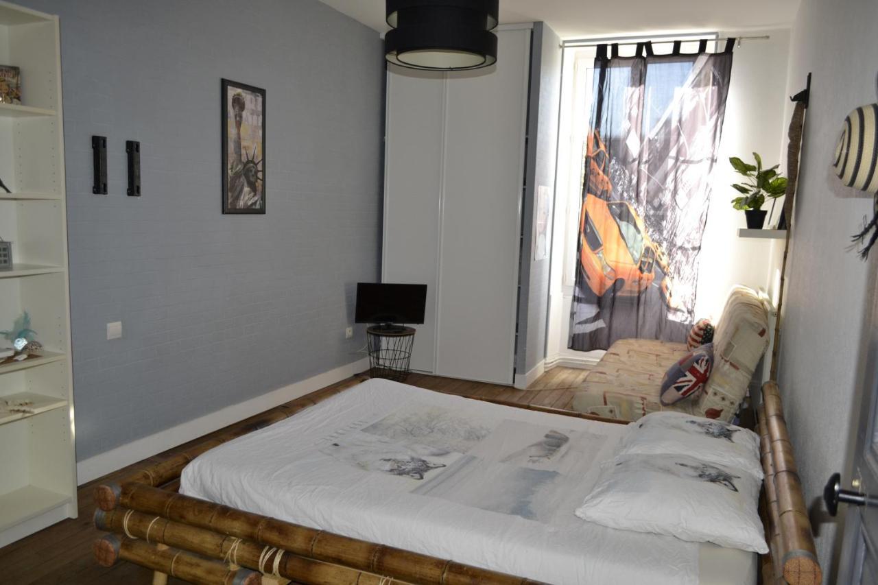 Apartamento Belle Chambre D'Hote Pour 2 A 4 Personnes Chef-Boutonne Exterior foto